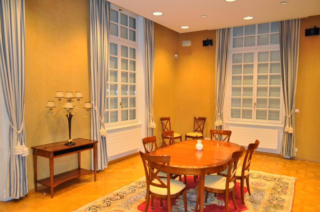 Domaine De Mont-Renaud Hotel Boncourt Ngoại thất bức ảnh