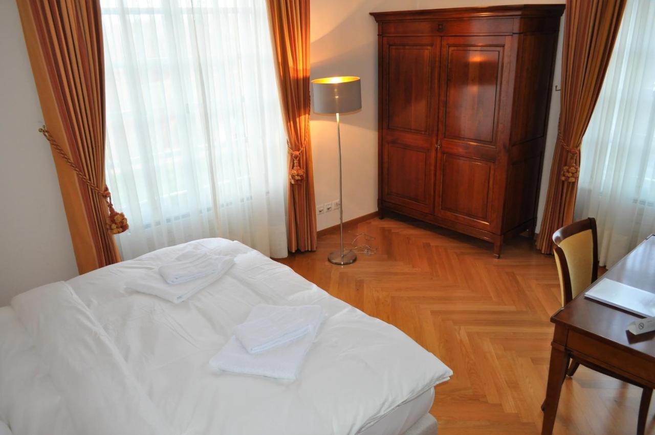 Domaine De Mont-Renaud Hotel Boncourt Ngoại thất bức ảnh